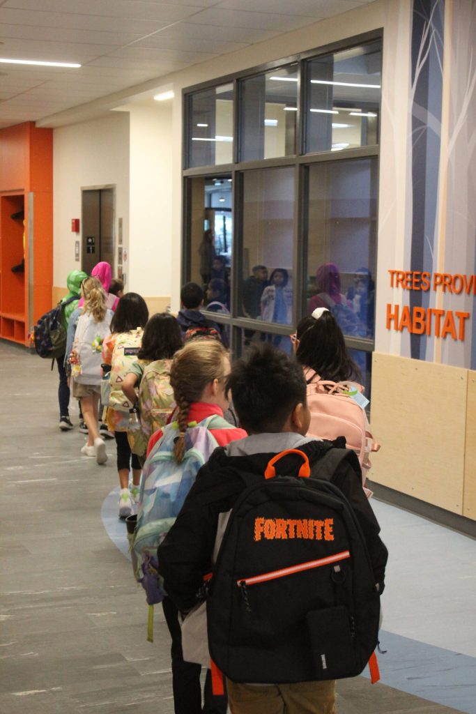Photo by Annika Hauer/Renton Reporter
First day of school Aug. 30 at Hilltop Heritage Elementary School.