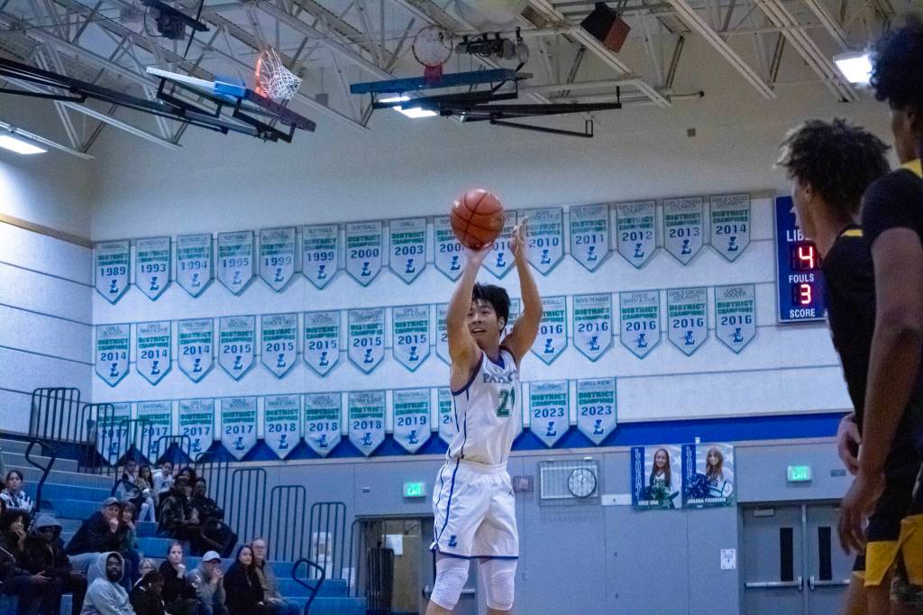 Hansen Fan played a huge role for the Patriots in the win over Bellevue. Photo from Kaeven Sahota