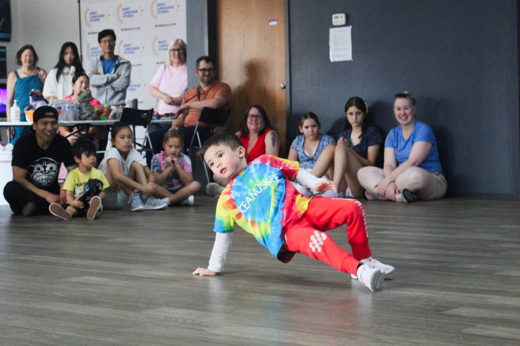 Photo by Bailey Jo Josie/Sound Publishing
Keanu, 5, of Body Language Studio wows the room.