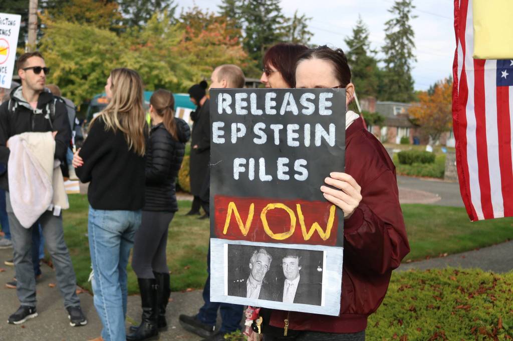 Fairwood protesters. Photo by Bailey Jo Josie/Sound Publishing.