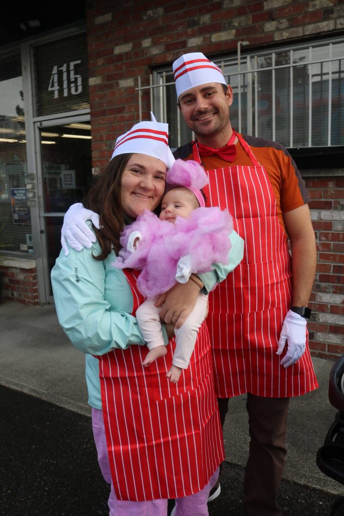 Kate and Pete Nini pose with their daughter Cora for the cutest (and most sugar-filled) costumes of the day. Photos by Bailey Jo Josie/Sound Publishing