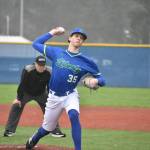 Tate Tuininga throws a pitch for the Liberty Patriots. Ben Ray / The Reporter